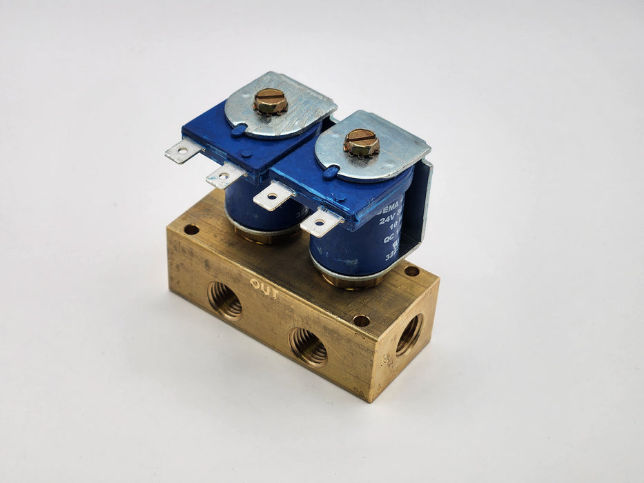 DEMA Brass Manifold Valve, 2 Station, Non-Metering, NC, 1/4" NPT, 24 VAC Spade Coil